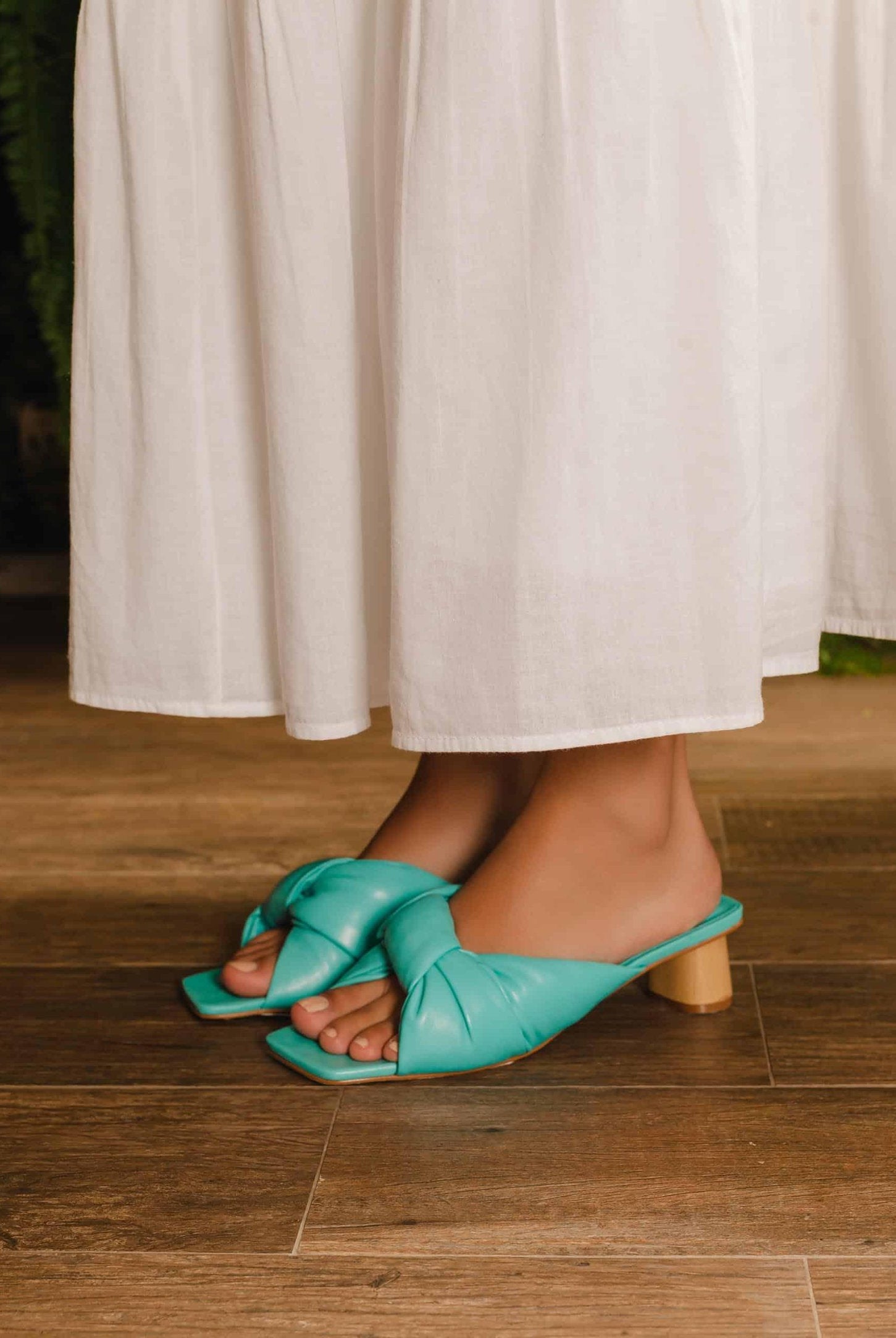 Mangará Women's Caroba Mules Goat Leather - Narrow Width - 4cm Block Heel