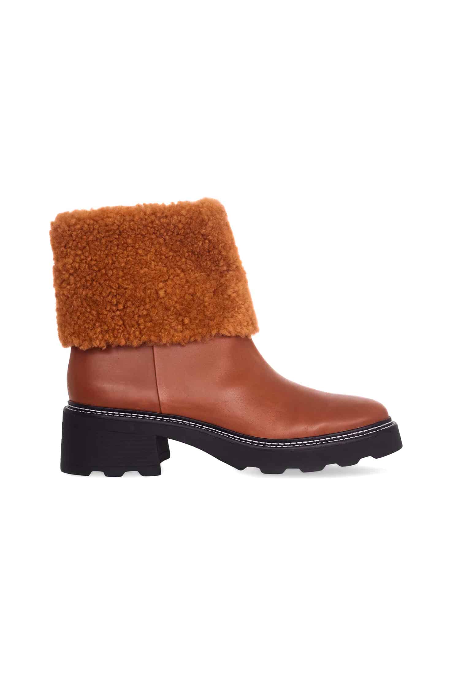 Mangará Atelier Andira Brown Leather Shearling Ankle Boots – Front View – SKU 480IN1VCO38